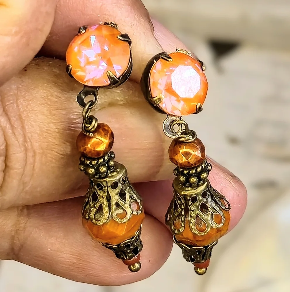 Victorian Rustic Autumn's Pumpkin Orange Crystal & Glass In Brass Earrings - Picture 6 of 8